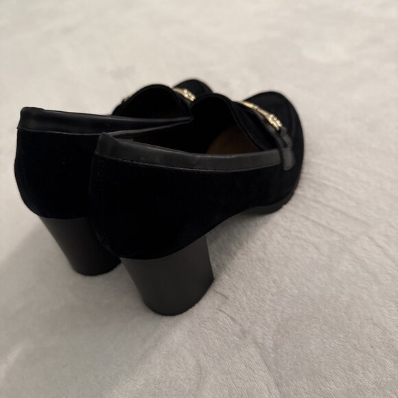 Gianni Bernini Porshaa Black Suede Loafer Heels With Gold Buckle Women's Size 8M - Picture 12 of 12